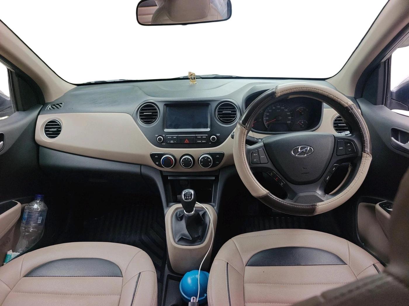 2018 Hyundai Xcent SX 1.2, Petrol, Manual, 90,830 km, interior