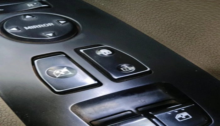 2017 Hyundai Verna 1.6 SX (O) CRDI MT, Diesel, Manual, 1,58,300 km, interior