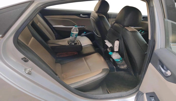 2017 Hyundai Verna 1.6 SX (O) CRDI MT, Diesel, Manual, 1,58,300 km, interior