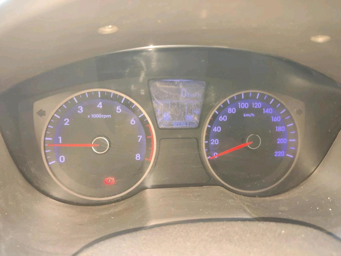 2013 Hyundai i20 ASTA (O) 1.2 WITH SUNROOF, Petrol, Manual, 90,791 km, interior