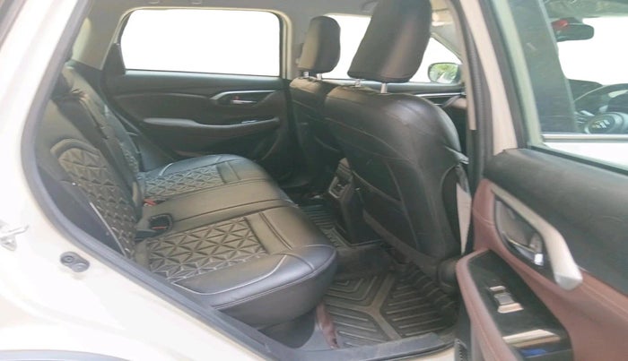 2024 Maruti Grand Vitara ZETA CNG, CNG, Manual, 34,543 km, interior