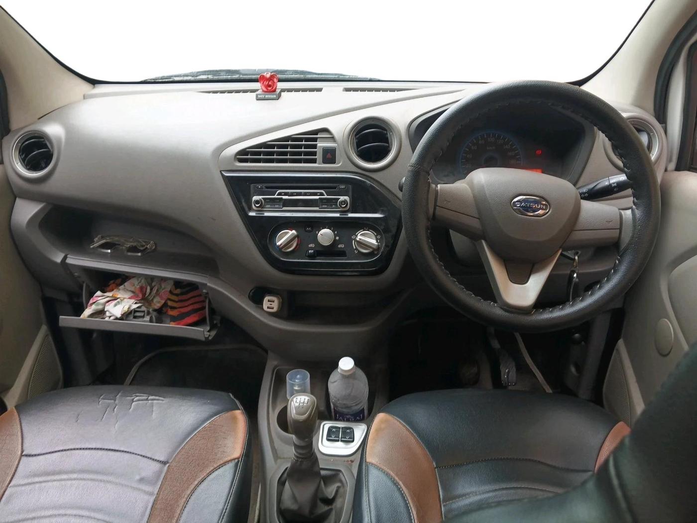 2016 Datsun Redi Go T (O), Petrol, Manual, 16,278 km, interior