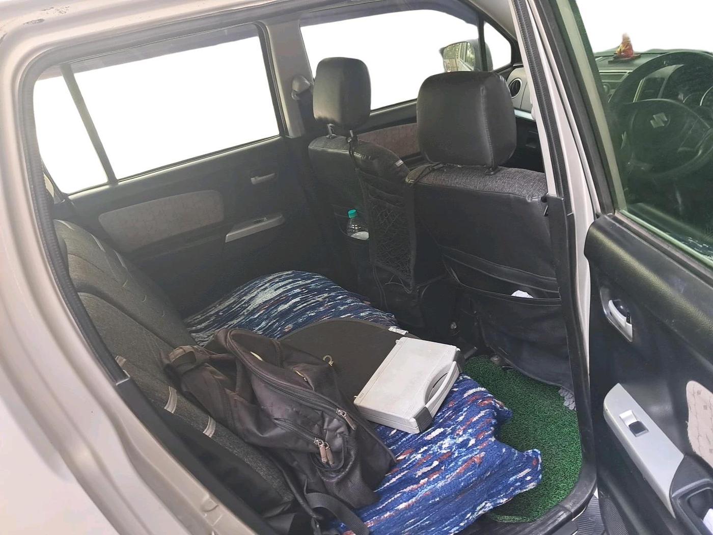 2013 Maruti Wagon R 1.0 VXI, Petrol, Manual, 1,01,777 km, interior
