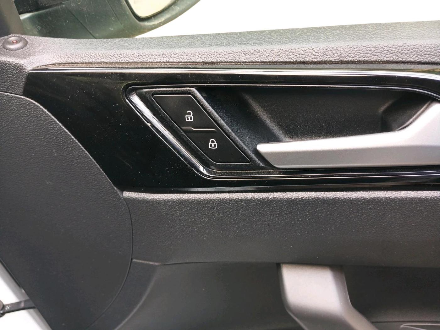 2026 Volkswagen VIRTUS GT PLUS TSI 1.5 EVO DSG, Petrol, Automatic, 3,737 km, interior