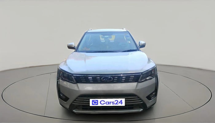 2019 Mahindra XUV300 W8 (O) 1.2 PETROL, Petrol, Manual, 72,679 km, exterior