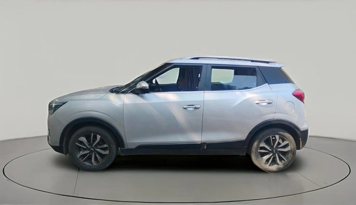 2019 Mahindra XUV300 W8 (O) 1.2 PETROL, Petrol, Manual, 72,679 km, exterior