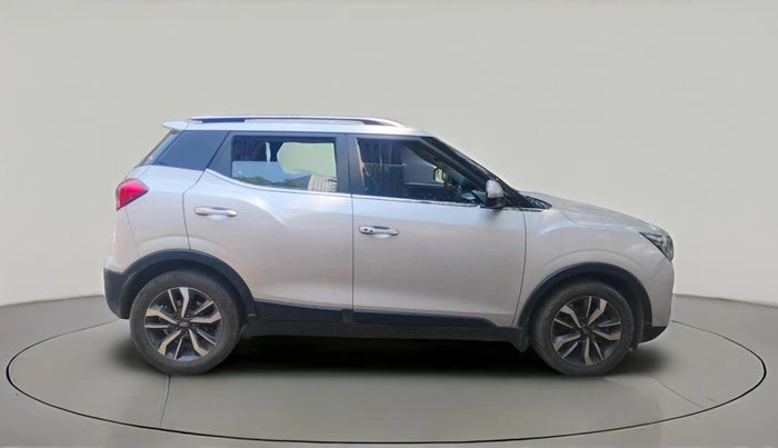 2019 Mahindra XUV300 W8 (O) 1.2 PETROL, Petrol, Manual, 72,679 km, exterior