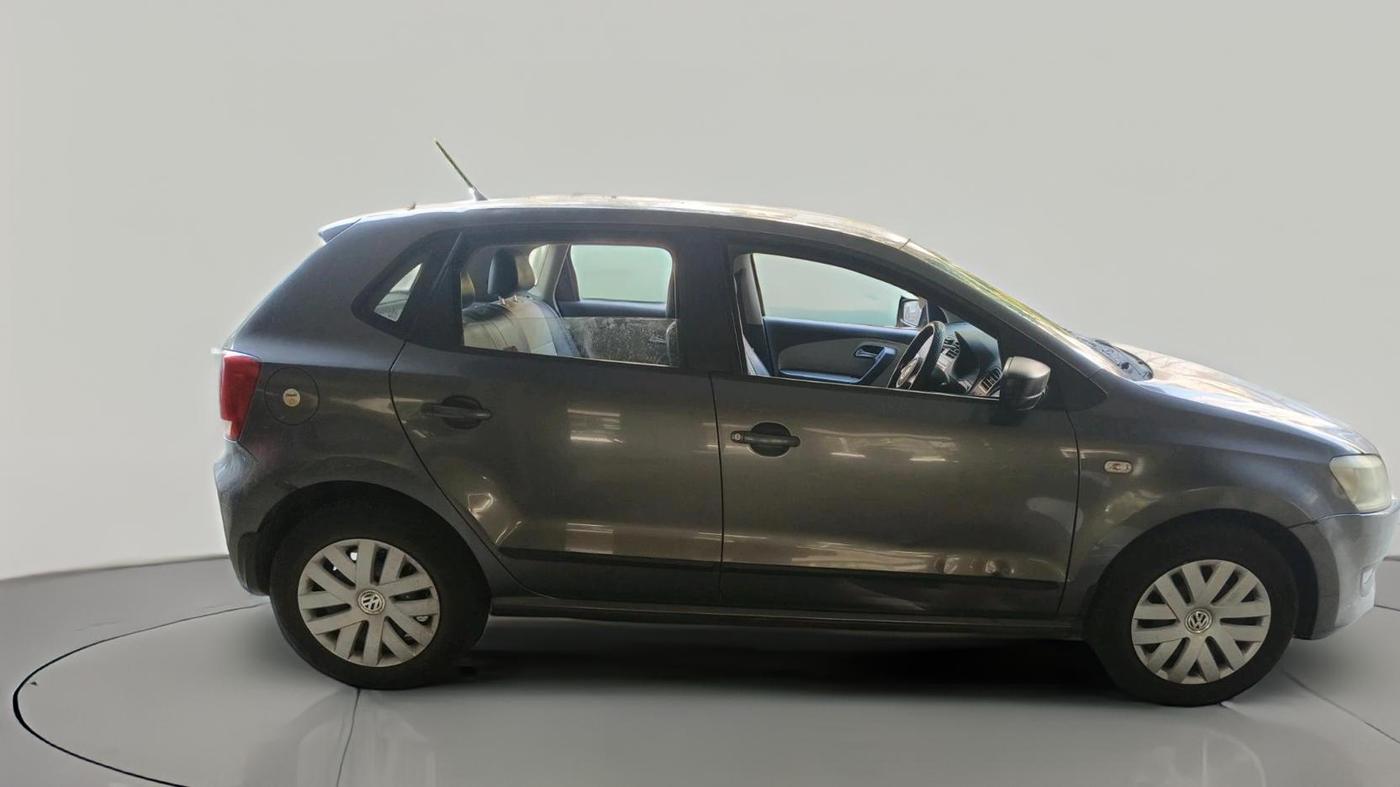 2013 Volkswagen Polo COMFORTLINE 1.2L, Diesel, Manual, 1,07,283 km, exterior