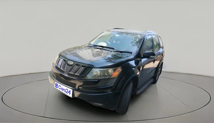 2015 Mahindra XUV500 W6, Diesel, Manual, 1,08,299 km, exterior