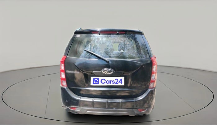 2015 Mahindra XUV500 W6, Diesel, Manual, 1,08,299 km, exterior