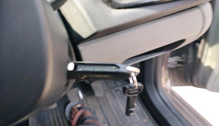 2017 Tata Tiago XT PETROL, Petrol, Manual, 1,14,008 km, interior