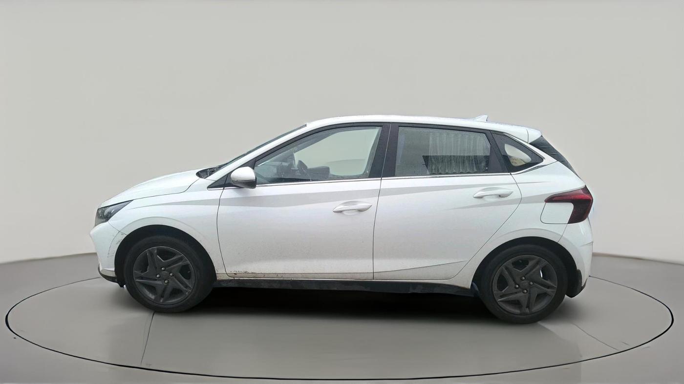 2021 Hyundai NEW I20 SPORTZ 1.2 MT, CNG, Manual, 72,475 km, exterior