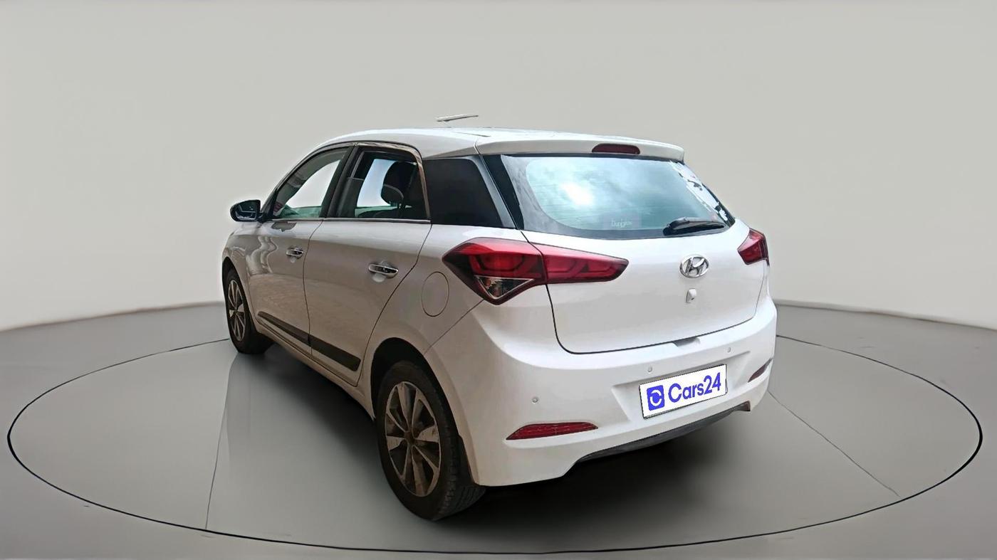 2015 Hyundai Elite i20 ASTA 1.4 CRDI, Diesel, Manual, 1,27,324 km, exterior