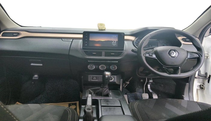 2022 Renault Kiger RXT (O) AMT DUAL TONE, Petrol, Automatic, 49,174 km, interior