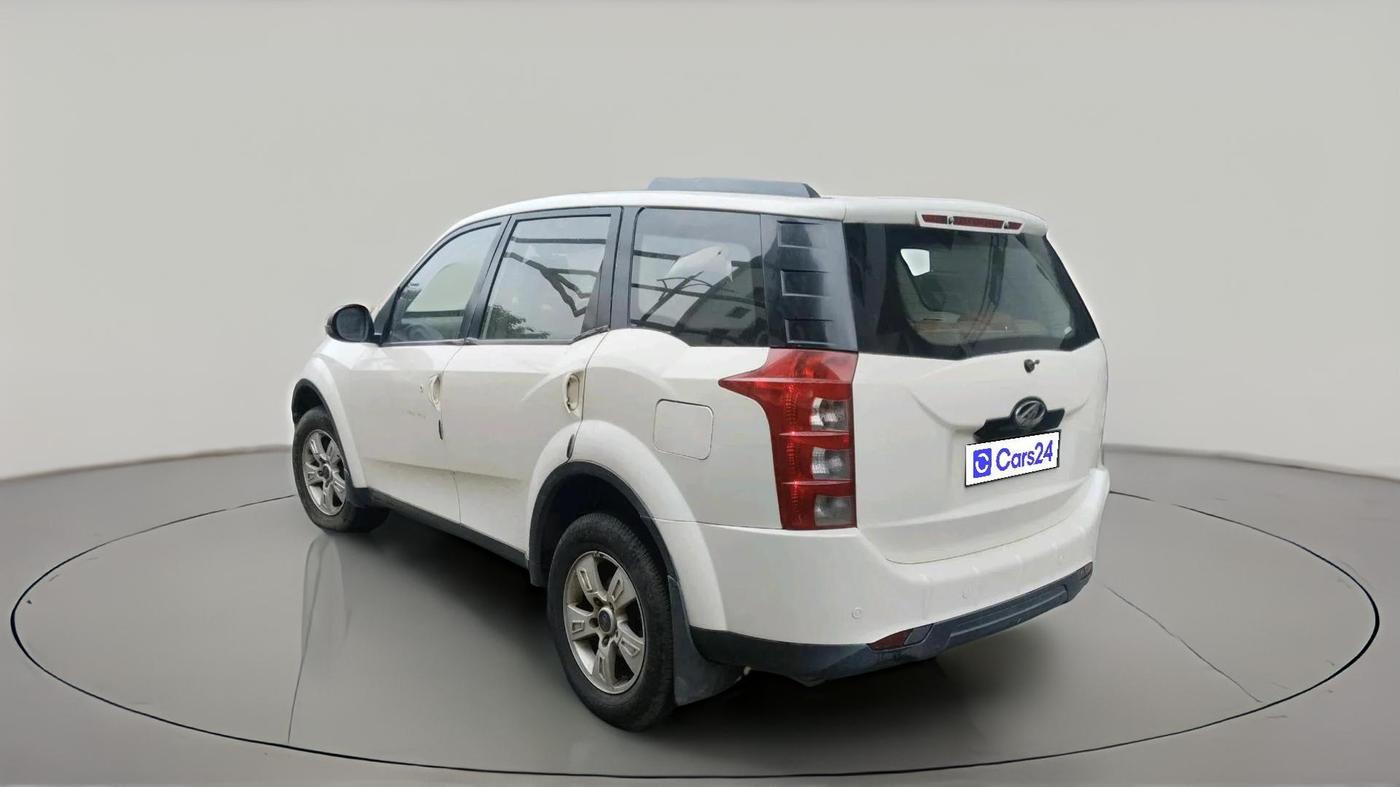 2012 Mahindra XUV500 W8, Diesel, Manual, 1,03,344 km, exterior