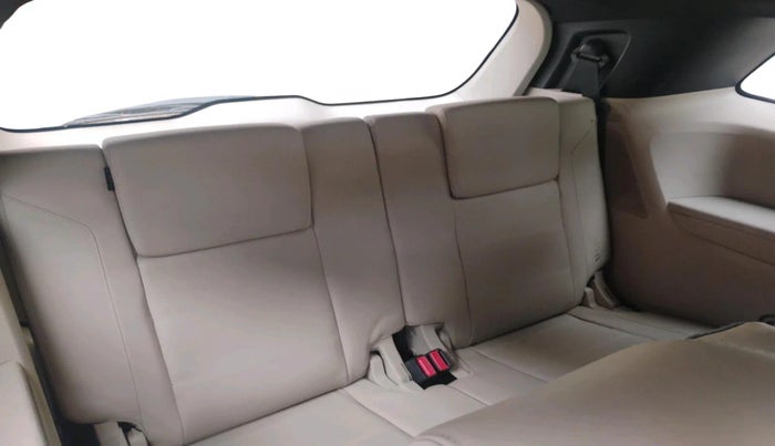 2017 Ford Endeavour TITANIUM 3.2 4X4 AT, Diesel, Automatic, 85,739 km, interior