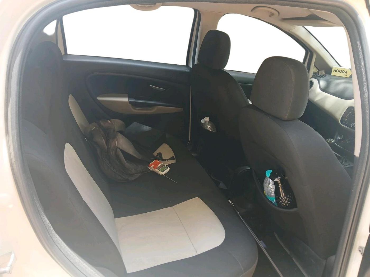 2014 Fiat Grand Punto Active Multijet 1.3, Diesel, Manual, 1,18,514 km, interior