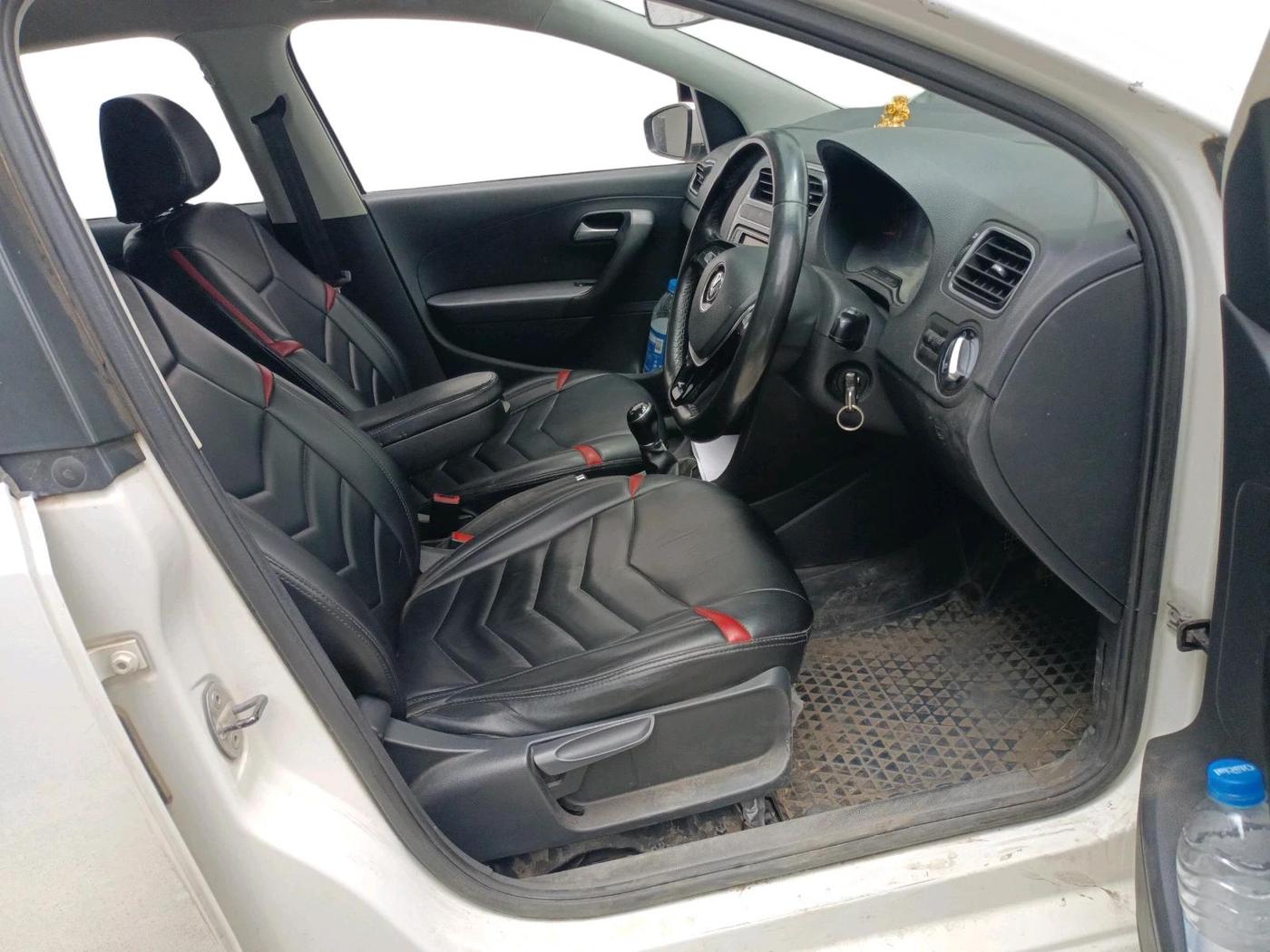 2018 Volkswagen Polo HIGHLINE PLUS 1.2(16 ALLOY, Petrol, Manual, 59,273 km, interior