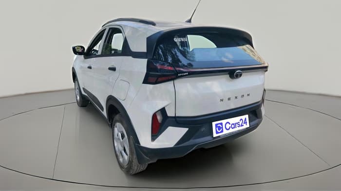 2025 Tata NEXON SMART+ SUNROOF 1.2 PETROL, Petrol, Manual, 9,685 km, exterior