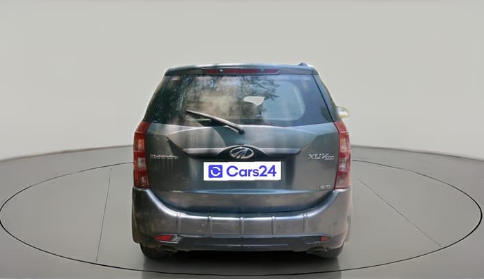 2016 Mahindra XUV500 W6, Diesel, Manual, 1,14,580 km, exterior