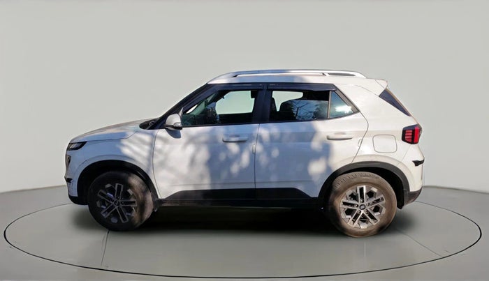 2025 Hyundai VENUE SX 1.5 CRDI, Diesel, Manual, 19,185 km, exterior