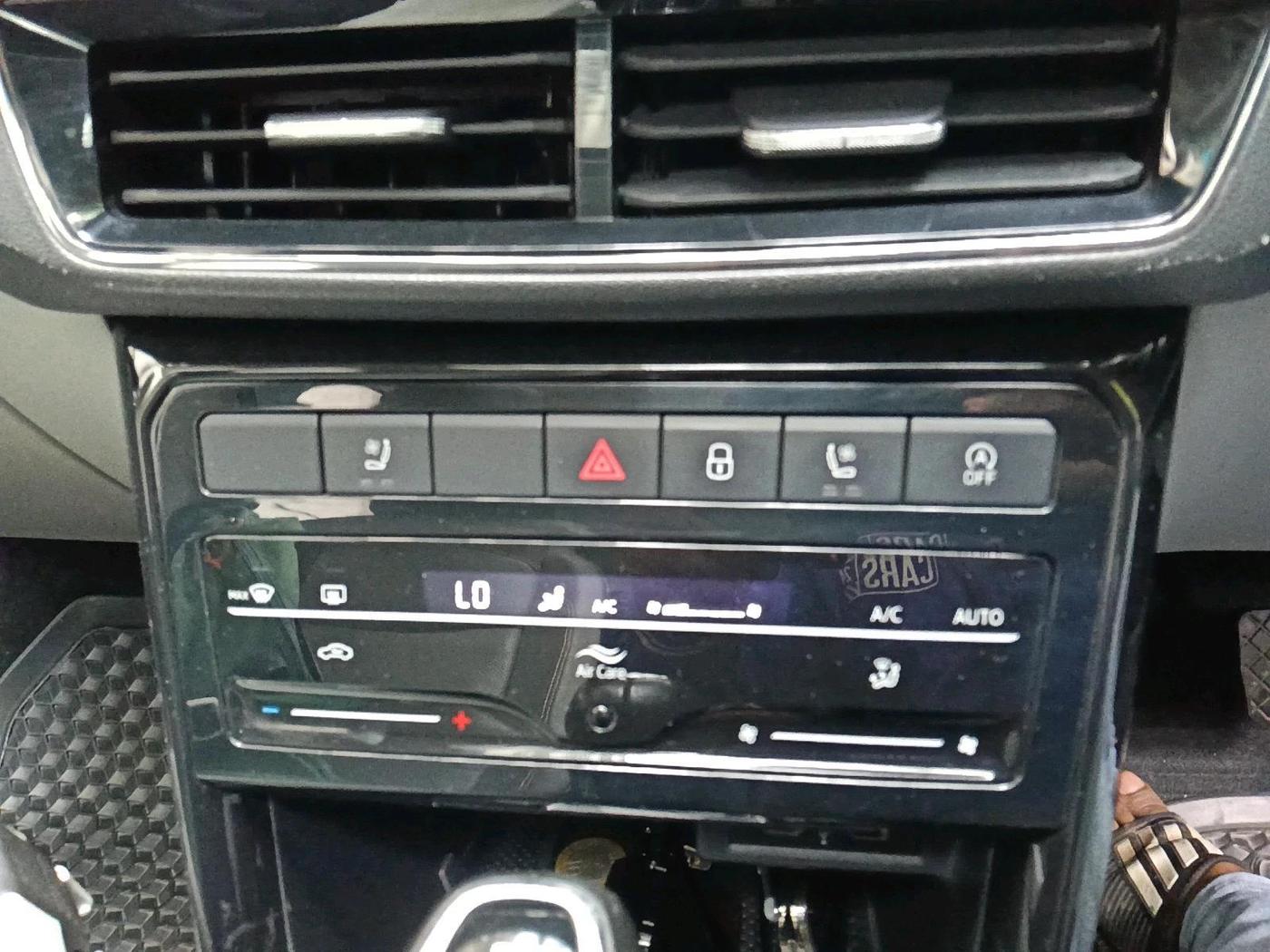 2022 Skoda KUSHAQ STYLE 1.5L TSI DSG, Petrol, Automatic, 18,563 km, interior