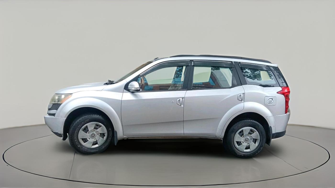 2015 Mahindra XUV500 W4, Diesel, Manual, 1,48,224 km, exterior
