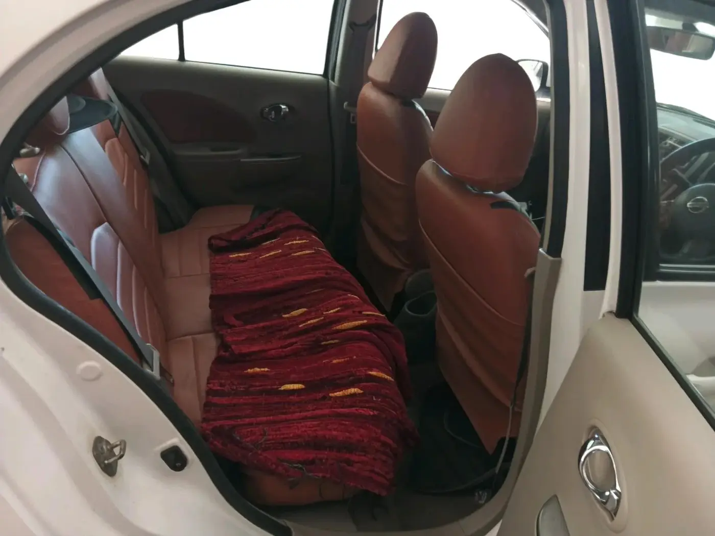 2013 Nissan Micra Active XV, Petrol, Manual, 61,141 km, interior