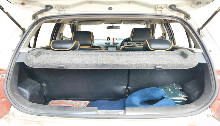 2015 Maruti Swift VXI, Petrol, Manual, 1,40,703 km, exterior