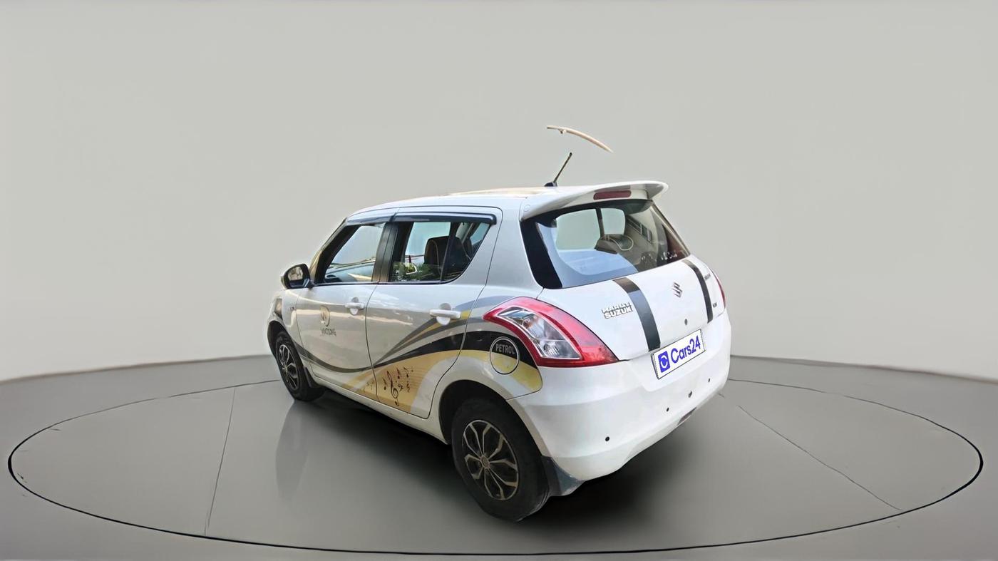 2015 Maruti Swift VXI, Petrol, Manual, 1,40,703 km, exterior