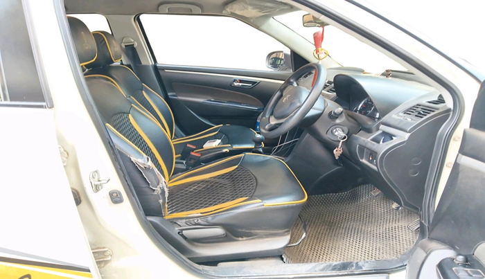 2015 Maruti Swift VXI, Petrol, Manual, 1,40,703 km, interior