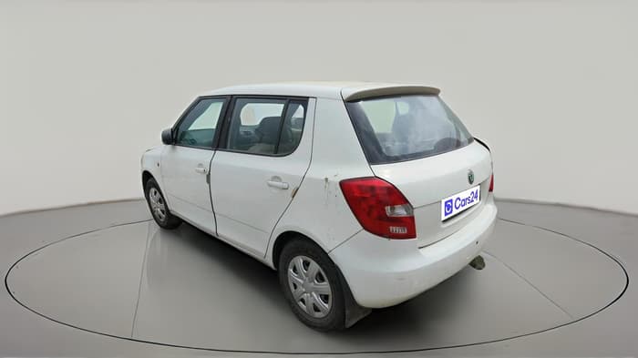 2011 Skoda Fabia AMBIENTE 1.4 PD TDI, Diesel, Manual, 1,48,998 km, exterior