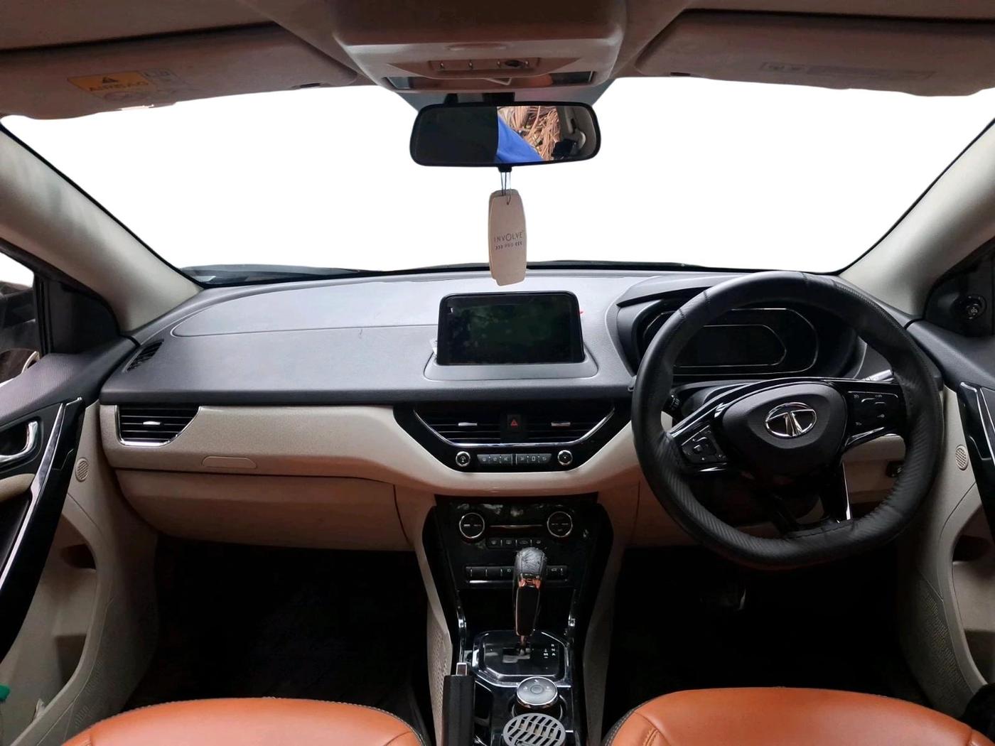 2020 Tata NEXON XZA PLUS SUNROOF PETROL, CNG, Automatic, 73,822 km, interior