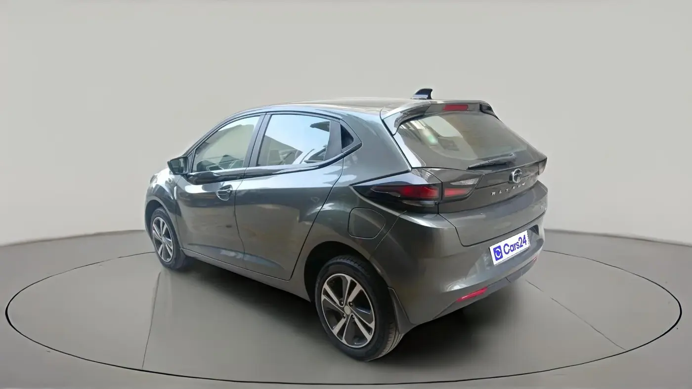 2025 Tata ALTROZ XZA + SUNROOF, Petrol, Automatic, 5,371 km, exterior