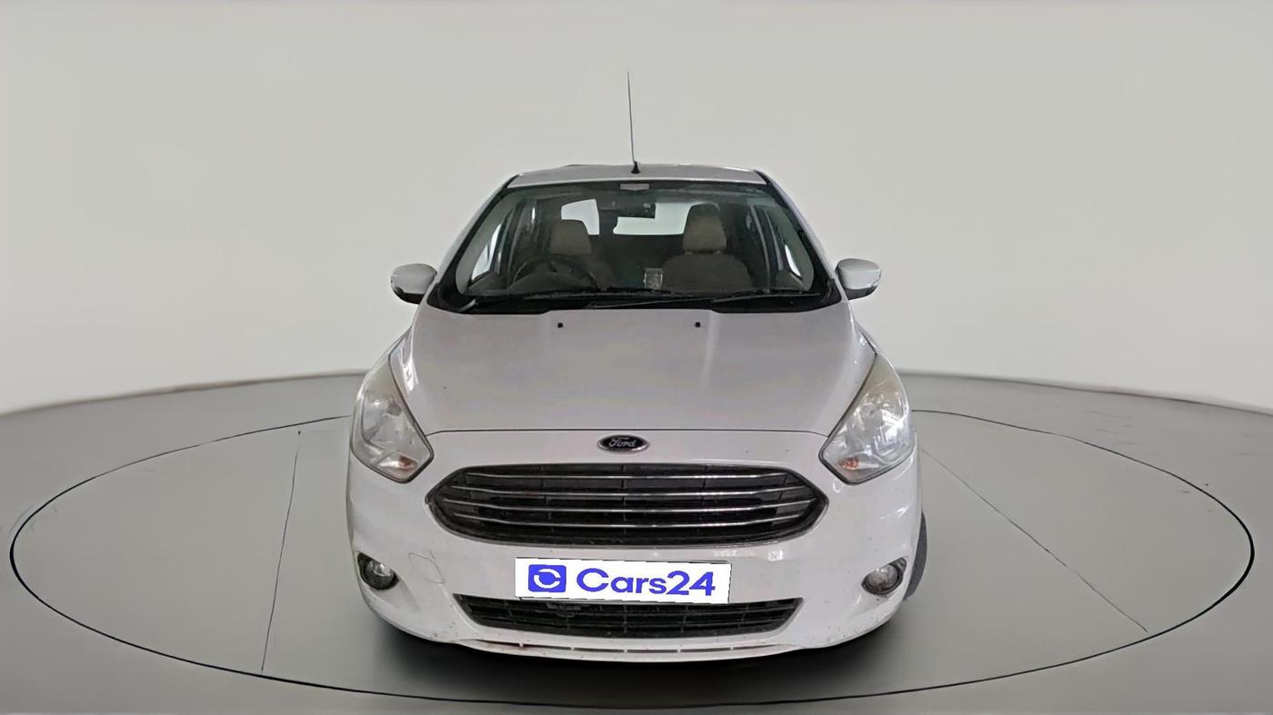 2015 Ford Figo Aspire TITANIUM 1.2 PETROL, Petrol, Manual, 1,16,781 km, exterior