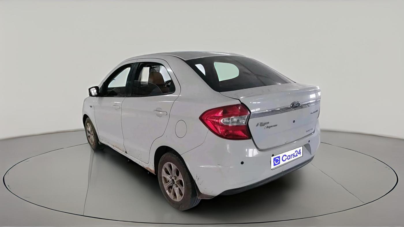 2015 Ford Figo Aspire TITANIUM 1.2 PETROL, Petrol, Manual, 1,16,781 km, exterior