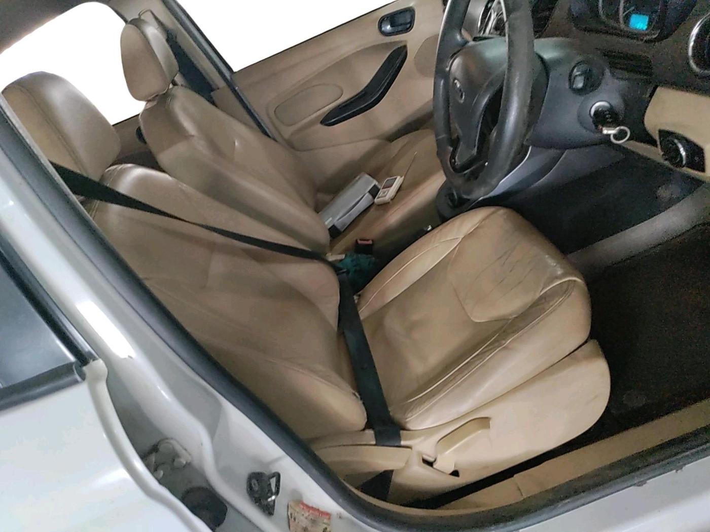 2015 Ford Figo Aspire TITANIUM 1.2 PETROL, Petrol, Manual, 1,16,781 km, interior