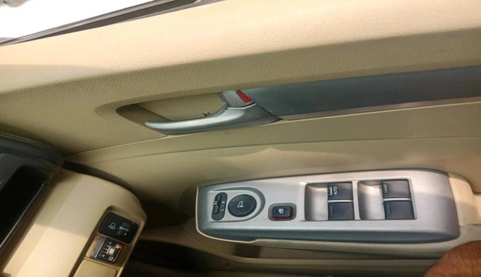 2011 Honda City 1.5L I-VTEC V AT, CNG, Automatic, 1,17,897 km, interior