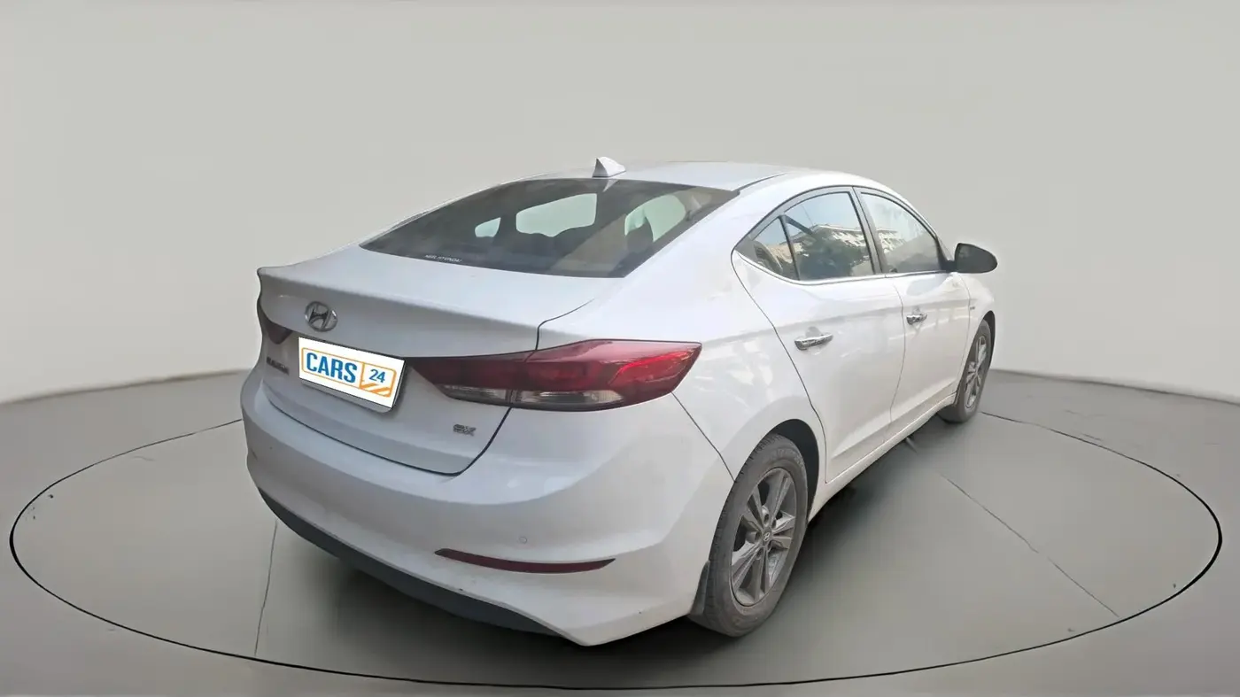 2017 Hyundai New Elantra 2.0 SX(O) AT PETROL, Petrol, Automatic, 60,809 km, exterior