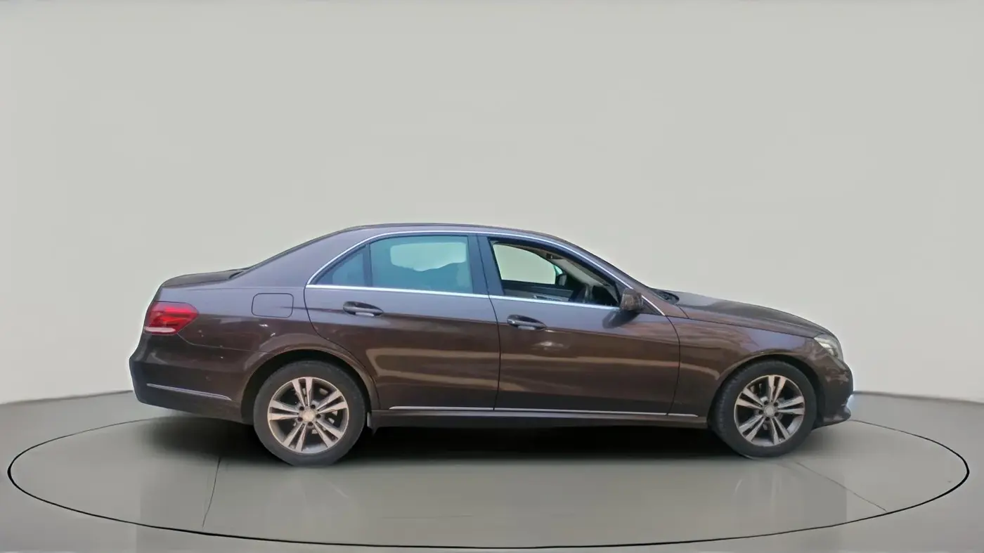 2013 Mercedes Benz E Class E 250 CDI AVANTGARDE, Diesel, Automatic, 72,883 km, exterior