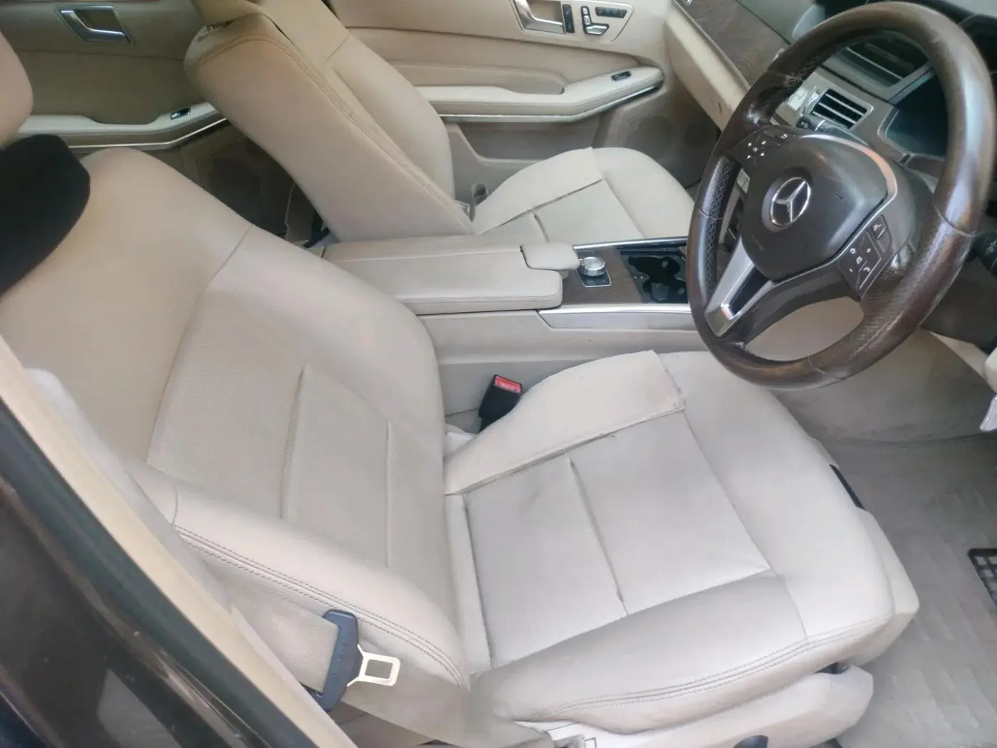 2013 Mercedes Benz E Class E 250 CDI AVANTGARDE, Diesel, Automatic, 72,883 km, interior