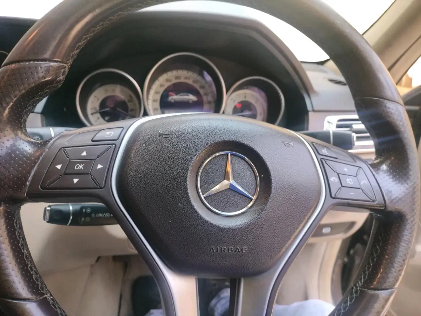 2013 Mercedes Benz E Class E 250 CDI AVANTGARDE, Diesel, Automatic, 72,883 km, interior