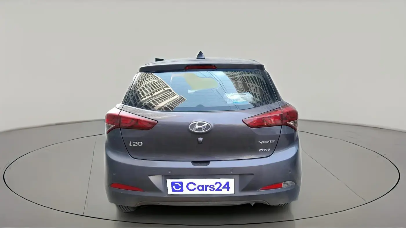 2016 Hyundai Elite i20 SPORTZ 1.2, CNG, Manual, 1,28,989 km, exterior