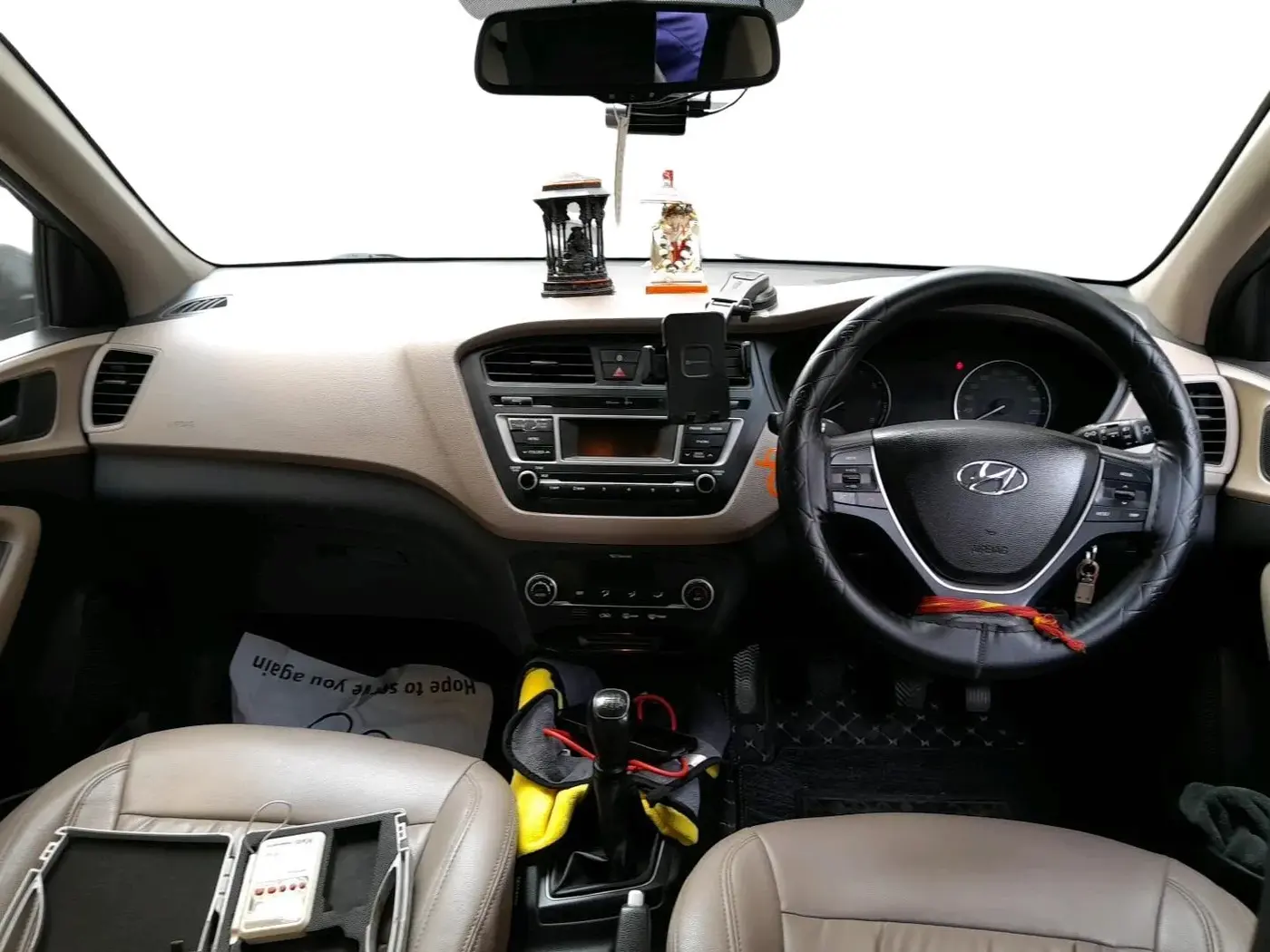 2016 Hyundai Elite i20 SPORTZ 1.2, CNG, Manual, 1,28,989 km, interior