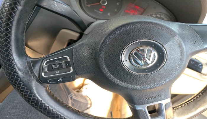 2013 Volkswagen Vento HIGHLINE 1.6 MPI, CNG, Manual, 1,44,651 km, interior