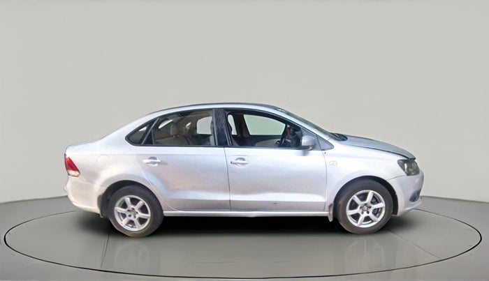 2013 Volkswagen Vento HIGHLINE 1.6 MPI, Petrol, Manual, 79,676 km, exterior