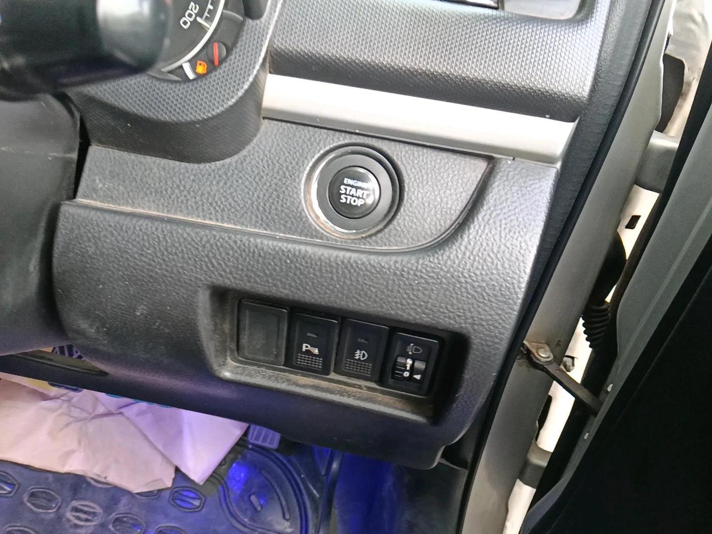 2015 Maruti Swift ZXI, Petrol, Manual, 68,968 km, interior