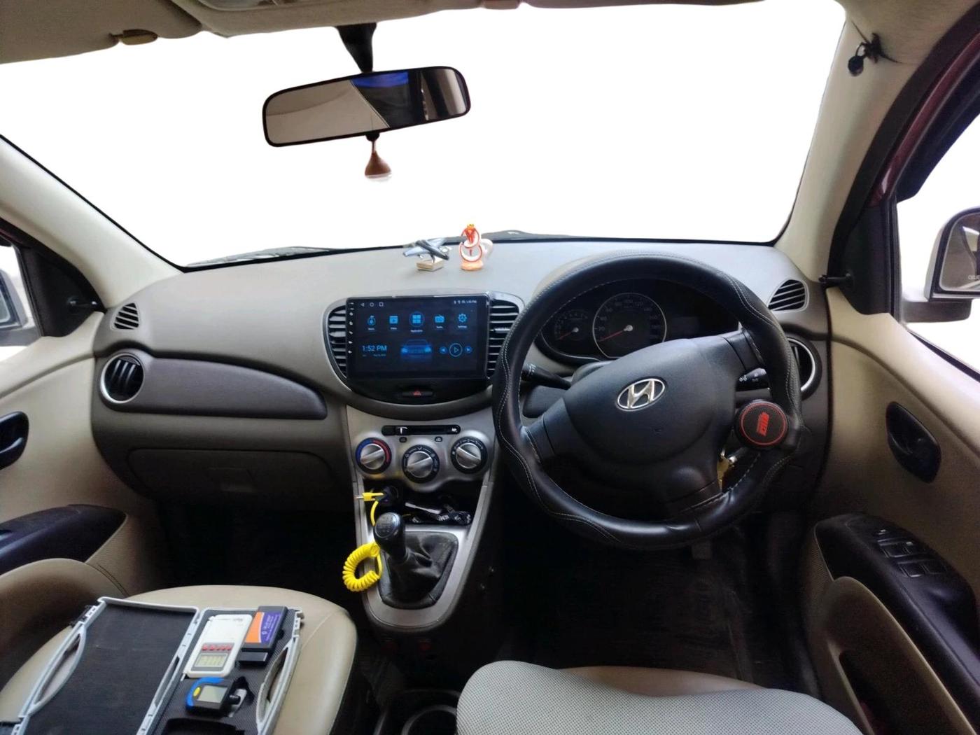 2015 Hyundai i10 MAGNA 1.1, Petrol, Manual, 25,882 km, interior