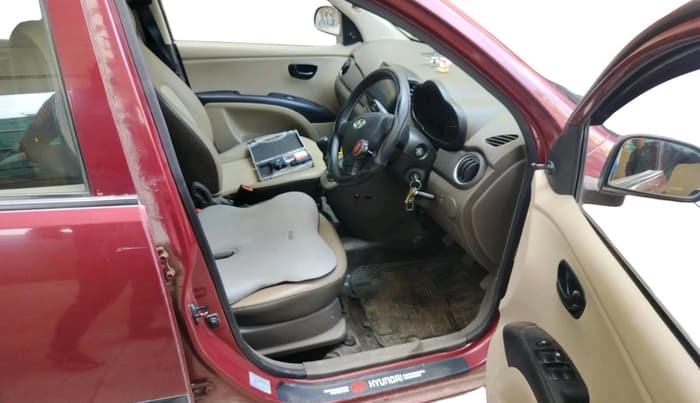 2015 Hyundai i10 MAGNA 1.1, Petrol, Manual, 25,882 km, interior
