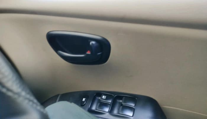 2015 Hyundai i10 MAGNA 1.1, Petrol, Manual, 25,882 km, interior
